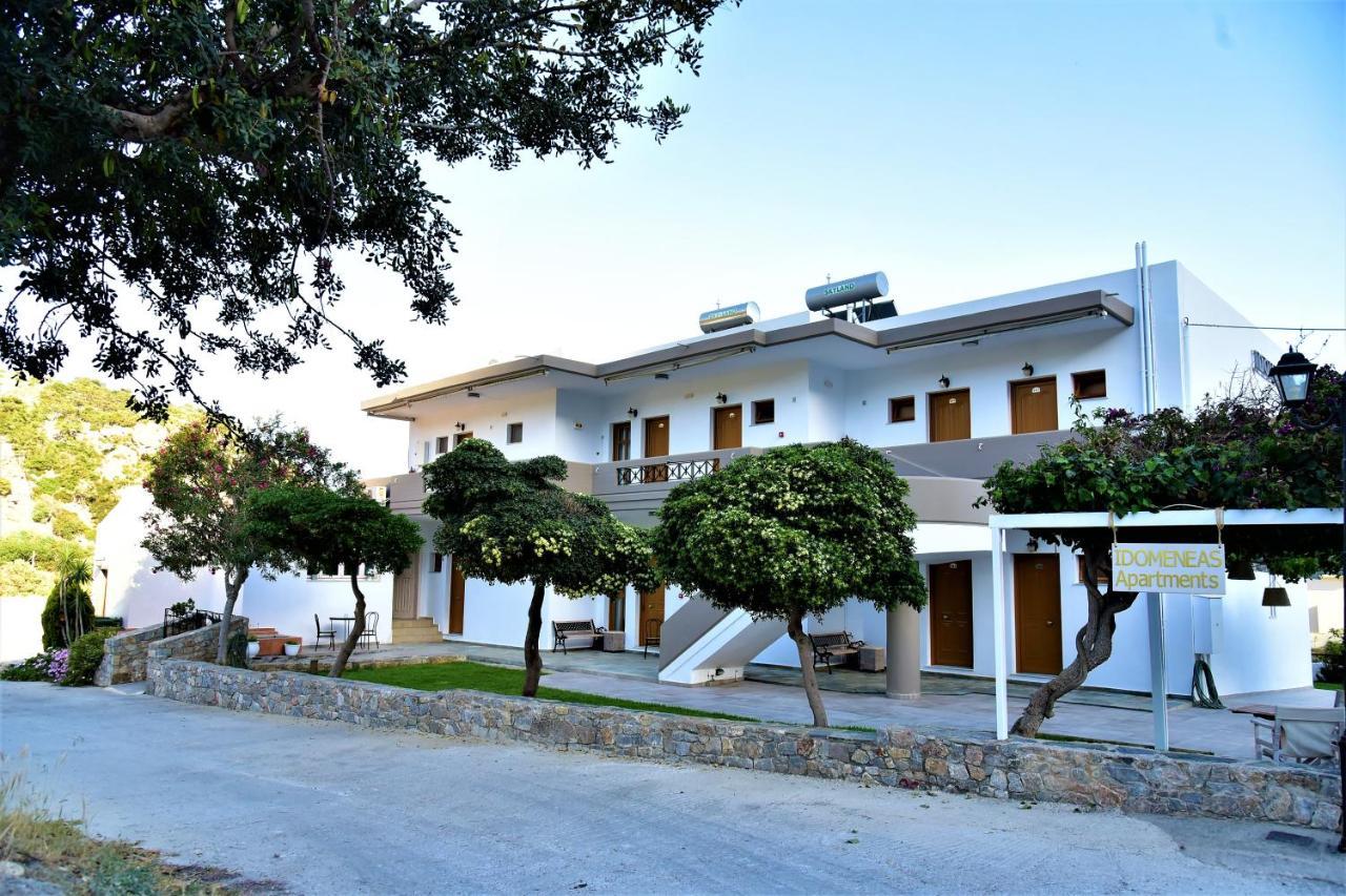 Idomeneas Apartments Суйя Экстерьер фото